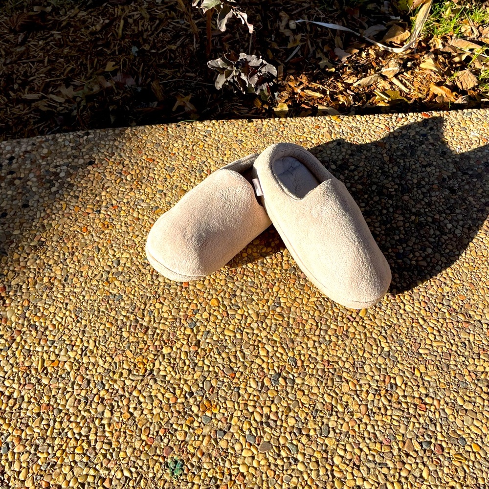Brookstone, Nap, Beige, Slippers, size M/L 9-10